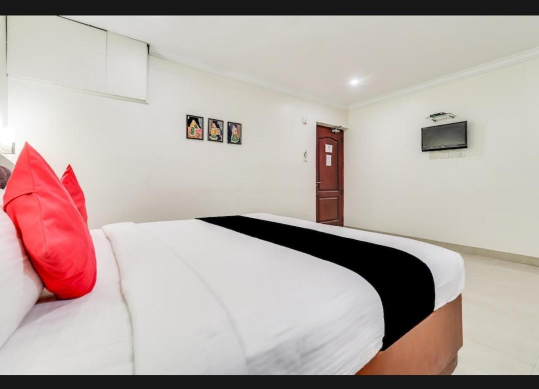 Hotel Balini مادوراي المظهر الخارجي الصورة